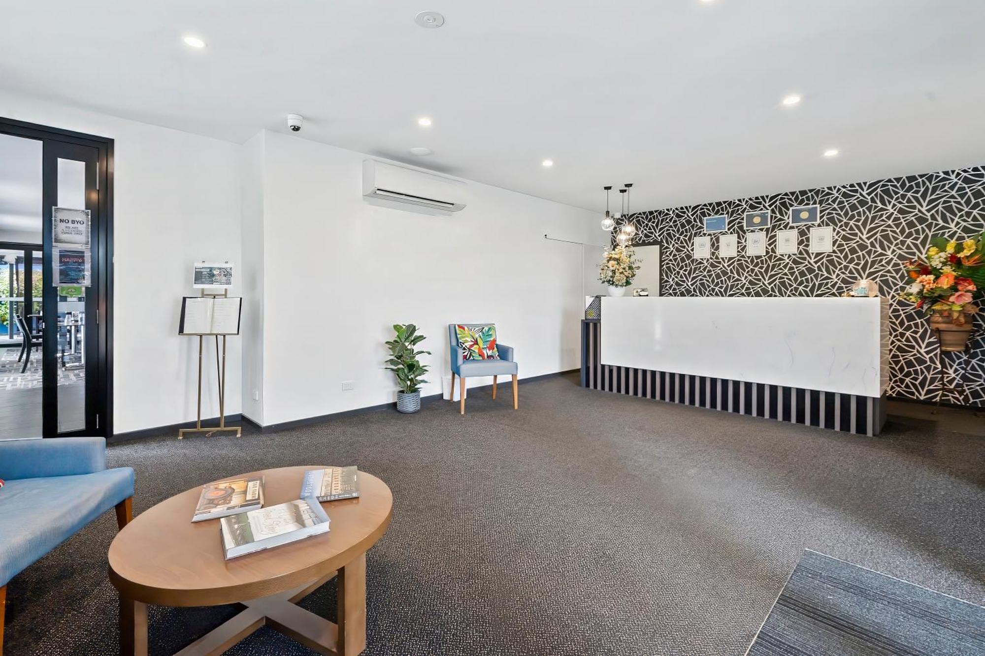 科特度假酒店 洛坎普顿 外观 照片